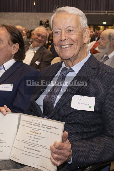 DieFotografen522.jpg DieFotografen522.jpg