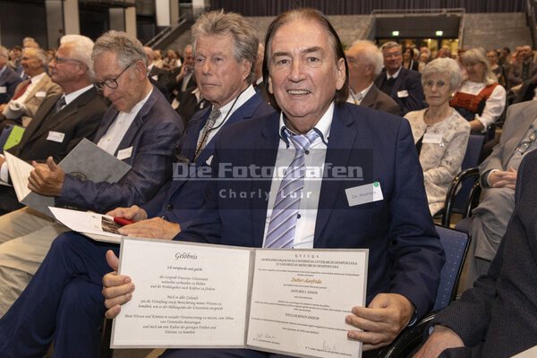DieFotografen523.jpg DieFotografen523.jpg