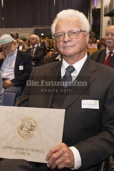 DieFotografen530.jpg DieFotografen530.jpg