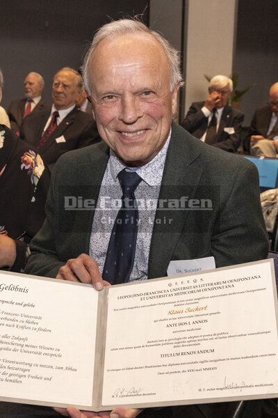 DieFotografen560.jpg DieFotografen560.jpg