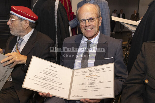 DieFotografen569.jpg DieFotografen569.jpg