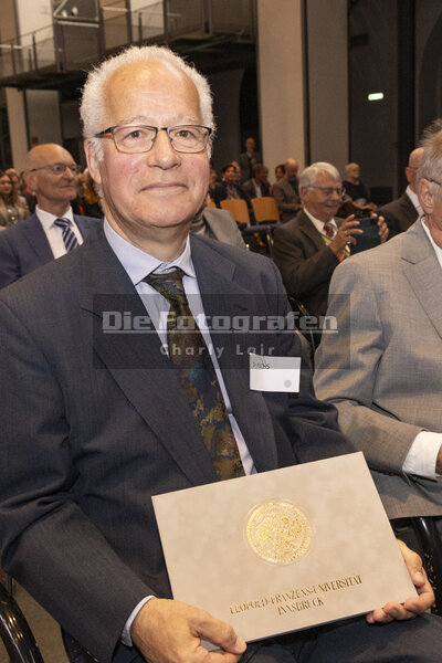 DieFotografen608.jpg DieFotografen608.jpg