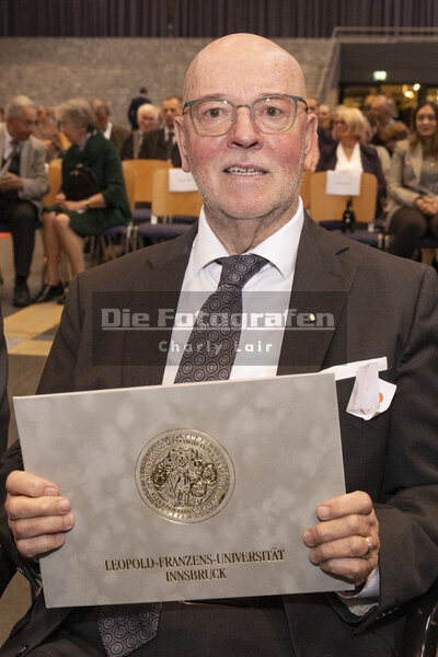 DieFotografen650.jpg DieFotografen650.jpg