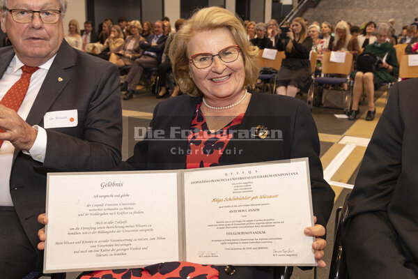 DieFotografen668.jpg DieFotografen668.jpg