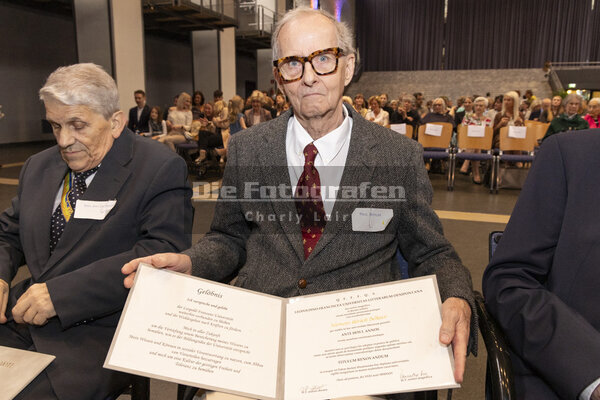 DieFotografen674.jpg DieFotografen674.jpg