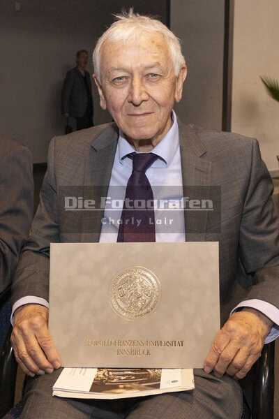 DieFotografen688.jpg DieFotografen688.jpg