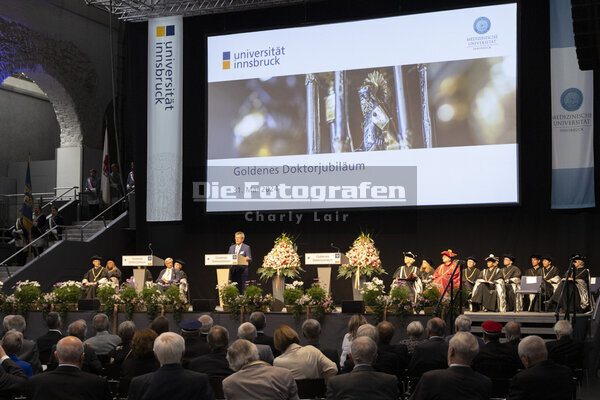 DieFotografen698.jpg DieFotografen698.jpg