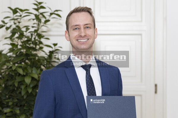 DieFotografen0276.jpg