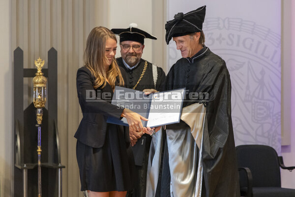 DieFotografen0228.jpg