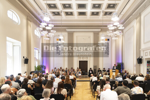 DieFotografen0818.jpg