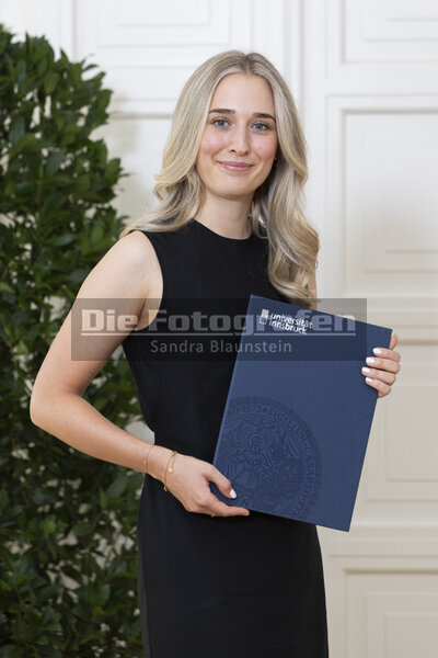 DieFotografen0880.jpg