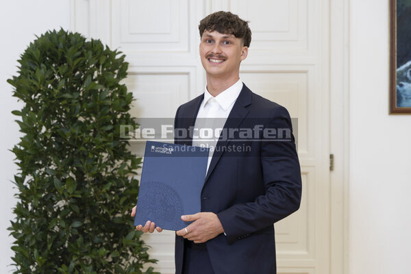 DieFotografen1228.jpg