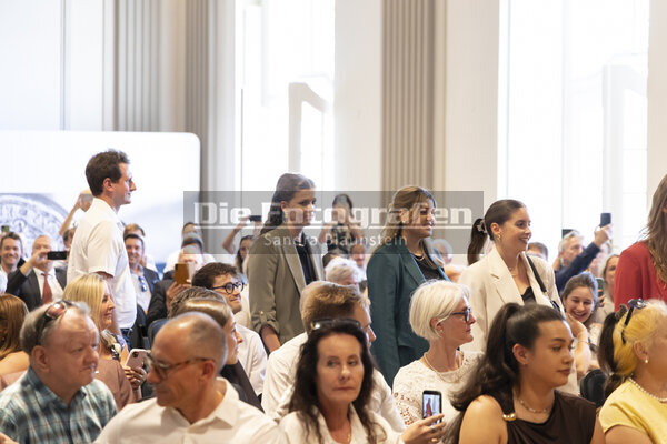 DieFotografen1679.jpg DieFotografen1679.jpg