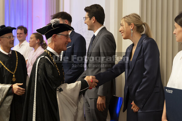 DieFotografen1802.jpg DieFotografen1802.jpg