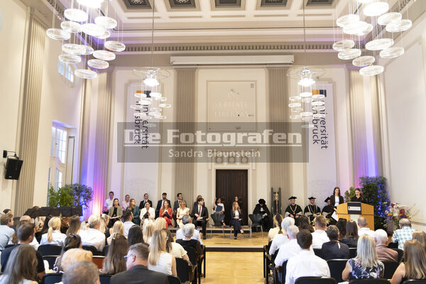 DieFotografen1810.jpg DieFotografen1810.jpg