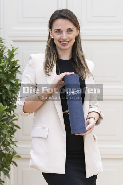 DieFotografen0004.jpg DieFotografen0004.jpg