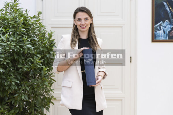 DieFotografen0005.jpg DieFotografen0005.jpg