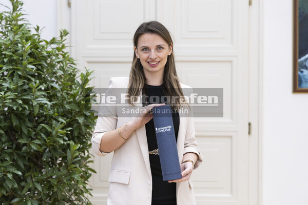 DieFotografen0008.jpg DieFotografen0008.jpg