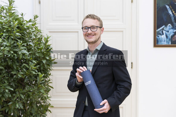 DieFotografen0019.jpg DieFotografen0019.jpg