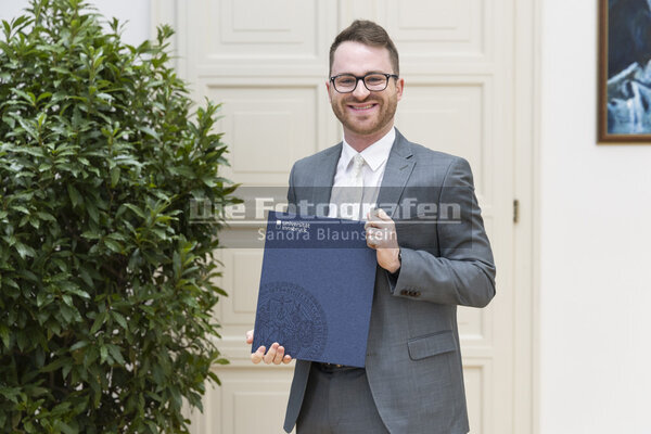DieFotografen0104.jpg DieFotografen0104.jpg