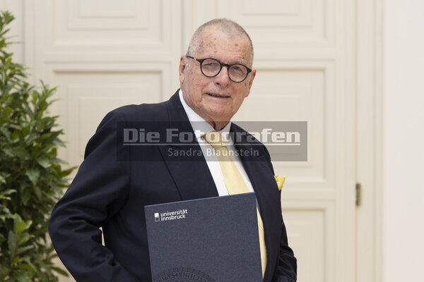 DieFotografen0609.jpg DieFotografen0609.jpg
