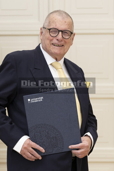 DieFotografen0612.jpg DieFotografen0612.jpg