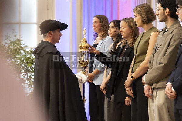 DieFotografen1066.jpg DieFotografen1066.jpg