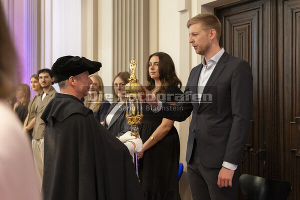 DieFotografen1079.jpg DieFotografen1079.jpg