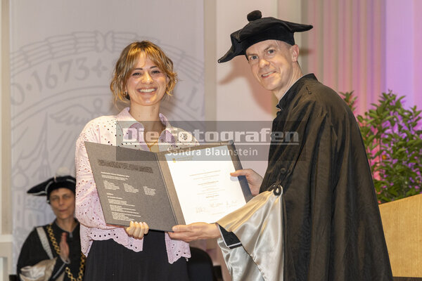 DieFotografen1089.jpg DieFotografen1089.jpg