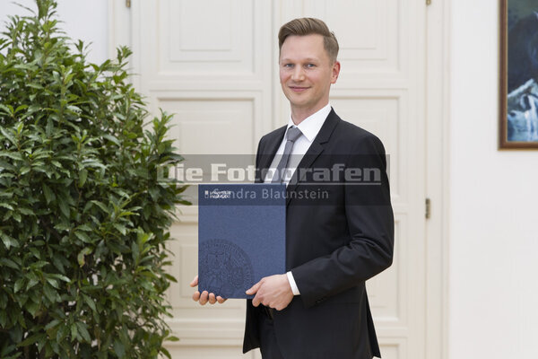 DieFotografen1207.jpg DieFotografen1207.jpg