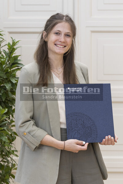 DieFotografen1216.jpg DieFotografen1216.jpg