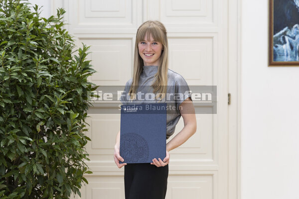 DieFotografen1230.jpg DieFotografen1230.jpg