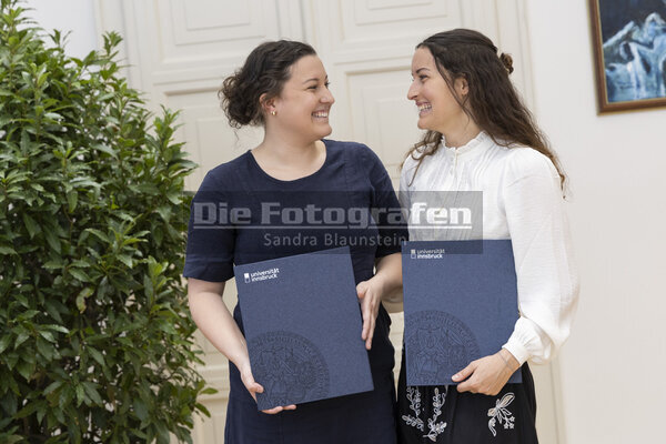 DieFotografen1314.jpg DieFotografen1314.jpg