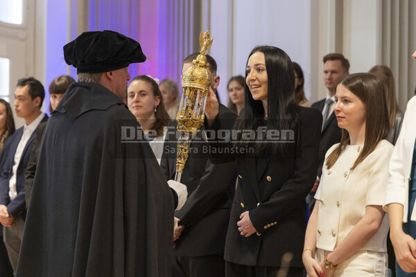 DieFotografen1415.jpg DieFotografen1415.jpg
