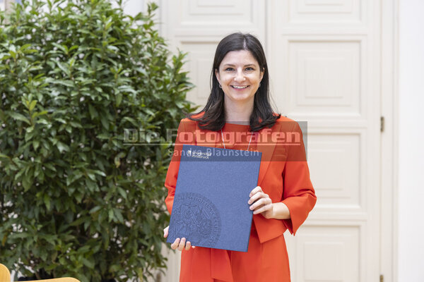DieFotografen1704.jpg DieFotografen1704.jpg