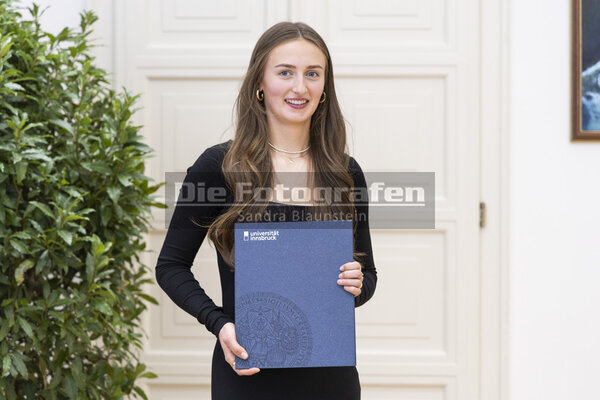 DieFotografen1718.jpg DieFotografen1718.jpg