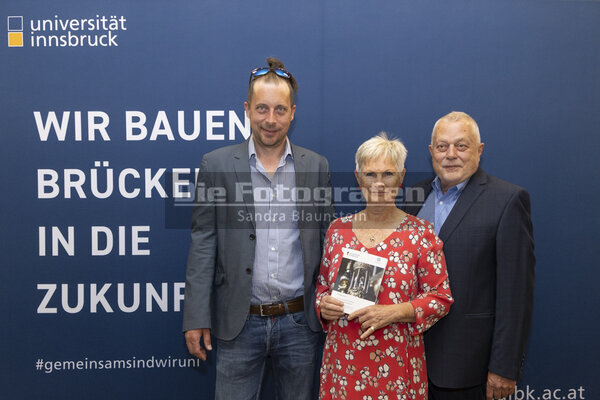 DieFotografen_0004.jpg