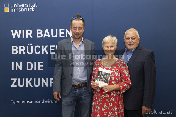 DieFotografen_0005.jpg