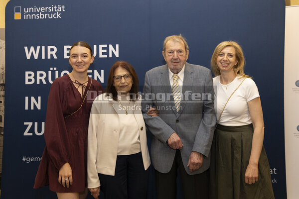 DieFotografen_0101.jpg