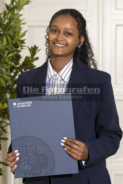 DieFotografen_0041.jpg DieFotografen_0041.jpg