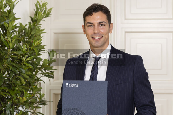 DieFotografen_0121.jpg DieFotografen_0121.jpg