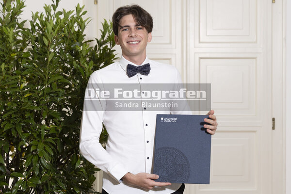 DieFotografen_0406.jpg DieFotografen_0406.jpg