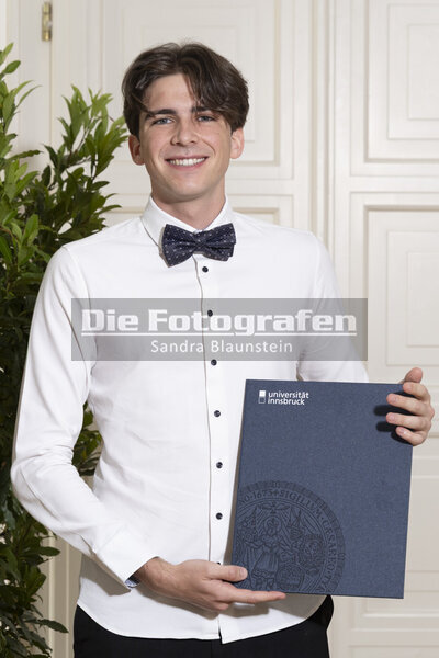 DieFotografen_0407.jpg DieFotografen_0407.jpg