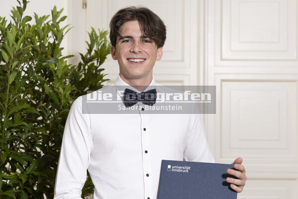 DieFotografen_0410.jpg DieFotografen_0410.jpg