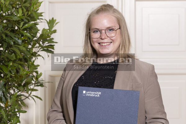 DieFotografen_0438.jpg DieFotografen_0438.jpg