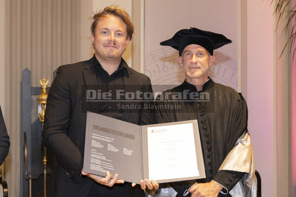 DieFotografen_0513.jpg DieFotografen_0513.jpg