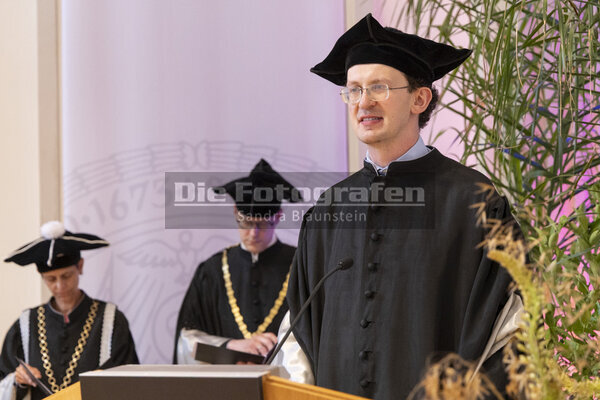 DieFotografen_1030.jpg DieFotografen_1030.jpg
