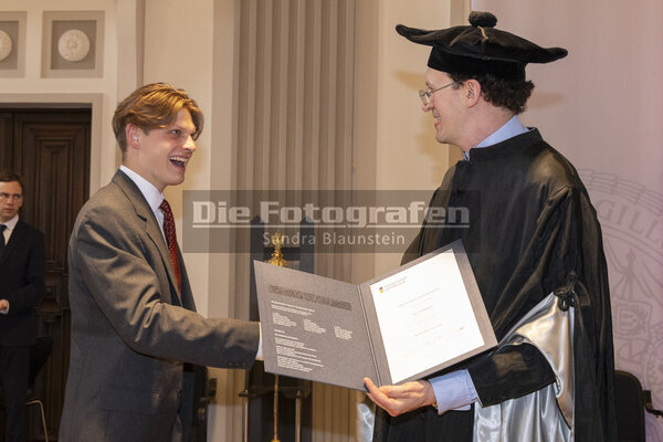 DieFotografen_1104.jpg DieFotografen_1104.jpg