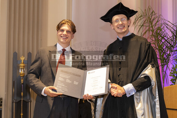 DieFotografen_1105.jpg DieFotografen_1105.jpg