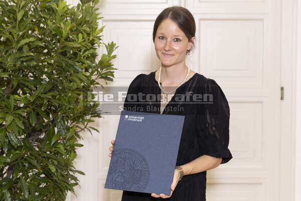 DieFotografen_1212.jpg DieFotografen_1212.jpg